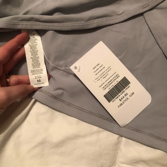 NWT Fabletics Demi tank gray/blue - Picture 4 of 4